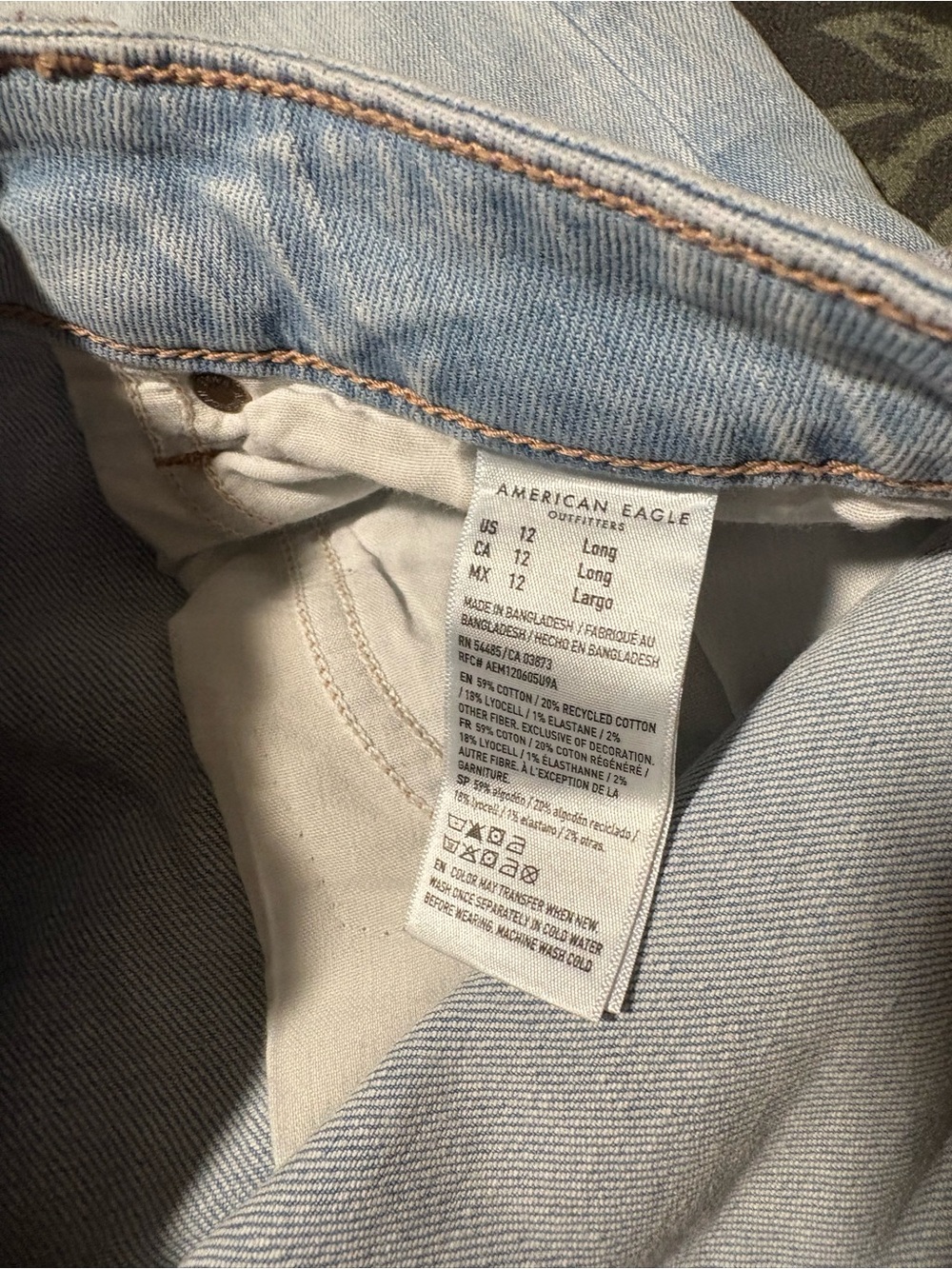American Eagle Dreamy Drape distressed jeans - Picture 2 of 2